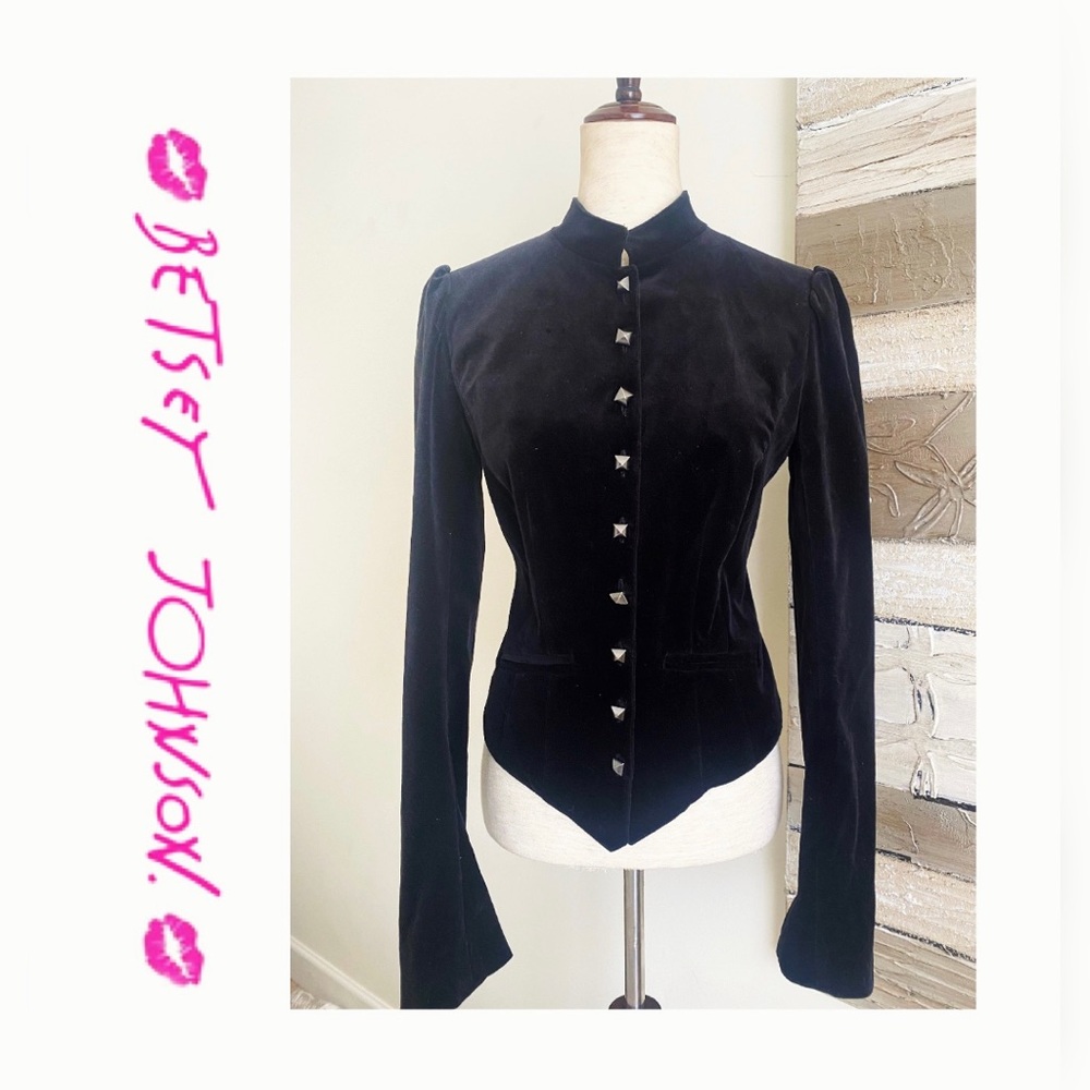 🚫SOLD🚫 NWOT Betsey Johnson black crushed velvet gothic jacket sz 10 - Picture 1 of 8